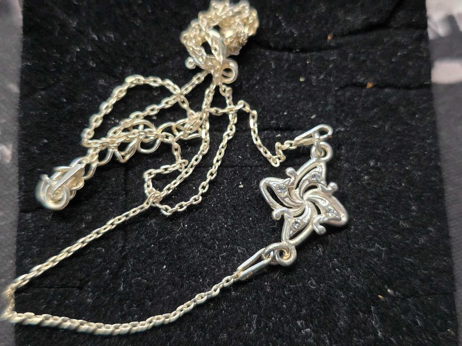 Srebrny naszyjnik i bransoletka