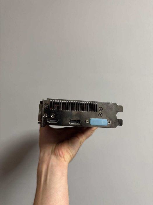 Ігрова відеокарта Asus Radeon HD 5870 1GB GDDR5