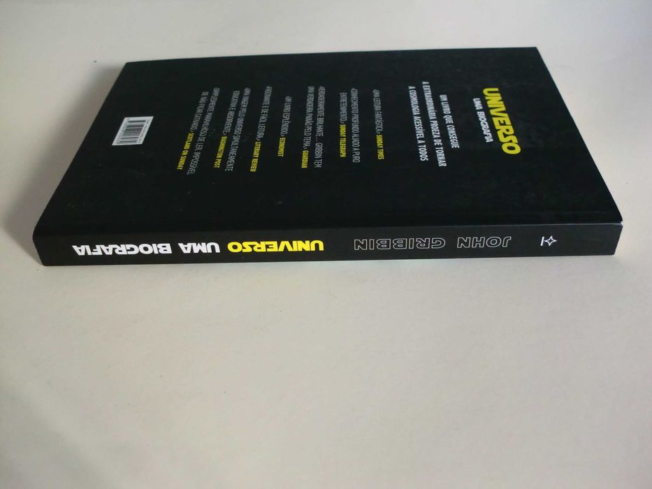 Universo, uma biografia
de John Gribbin
