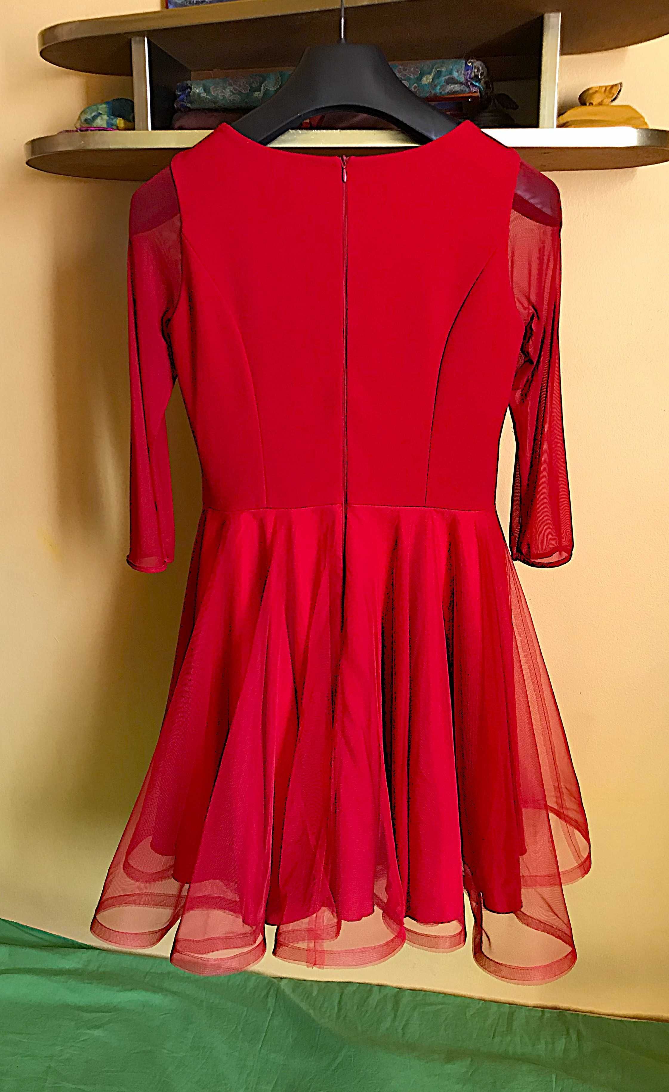 sukienka midi bartex długi rękaw dekolt tiul czerwona plus size 44