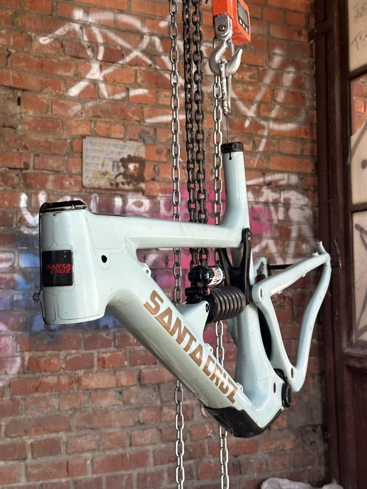 Рама SANTA CRUZ hightower lt cc/2019/xl/rock shox vivid r2c