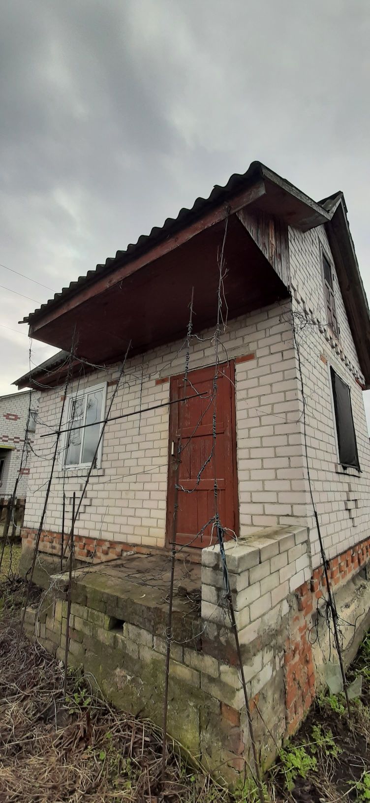 Власник дача ділянка з будинком приватизована земля