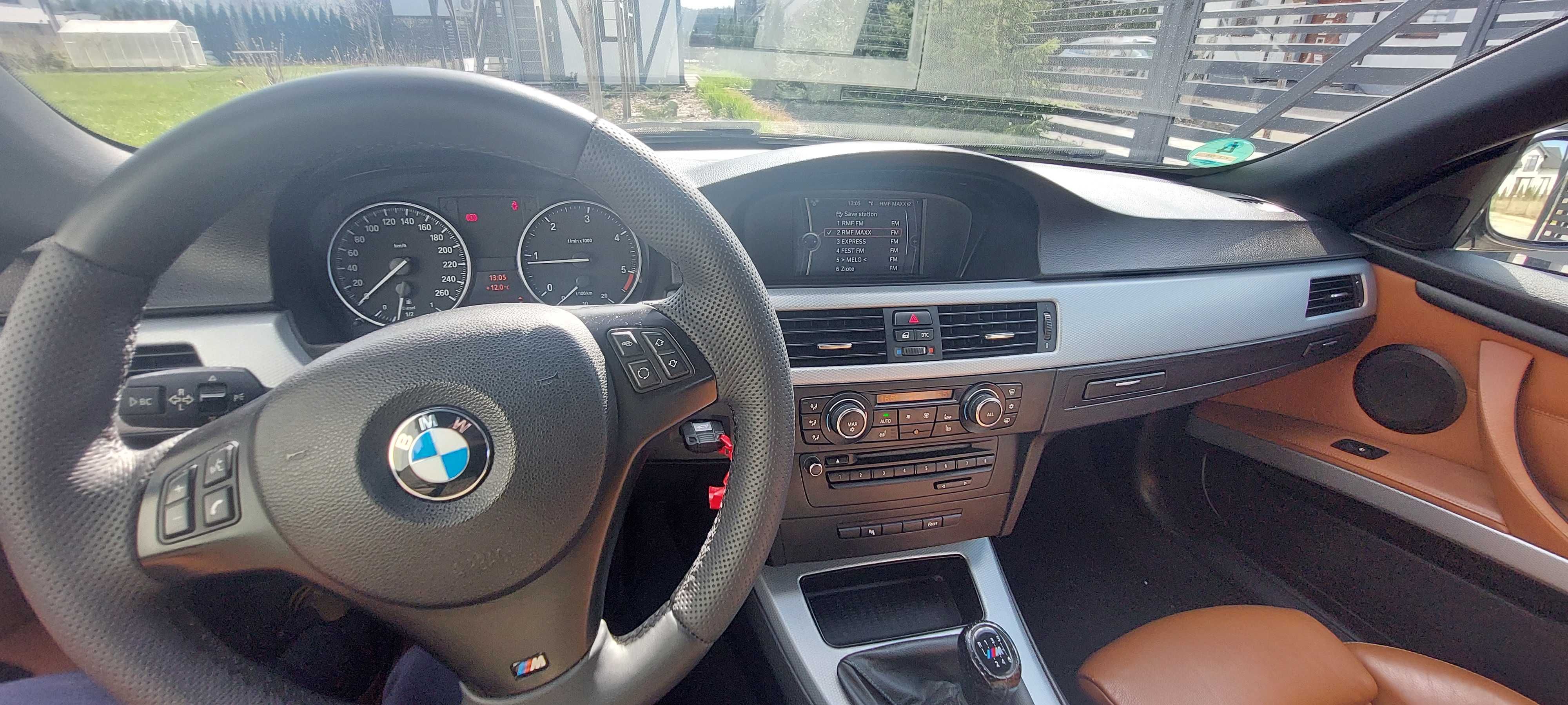 BMW320D M-pakiet, piekne, super stan, niski przebieg, 2xkomplety kol