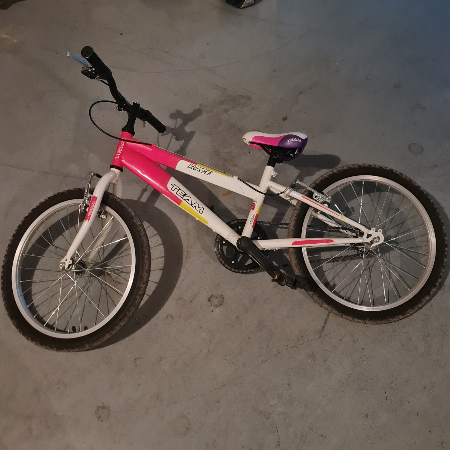 Bicicleta de criança feminina