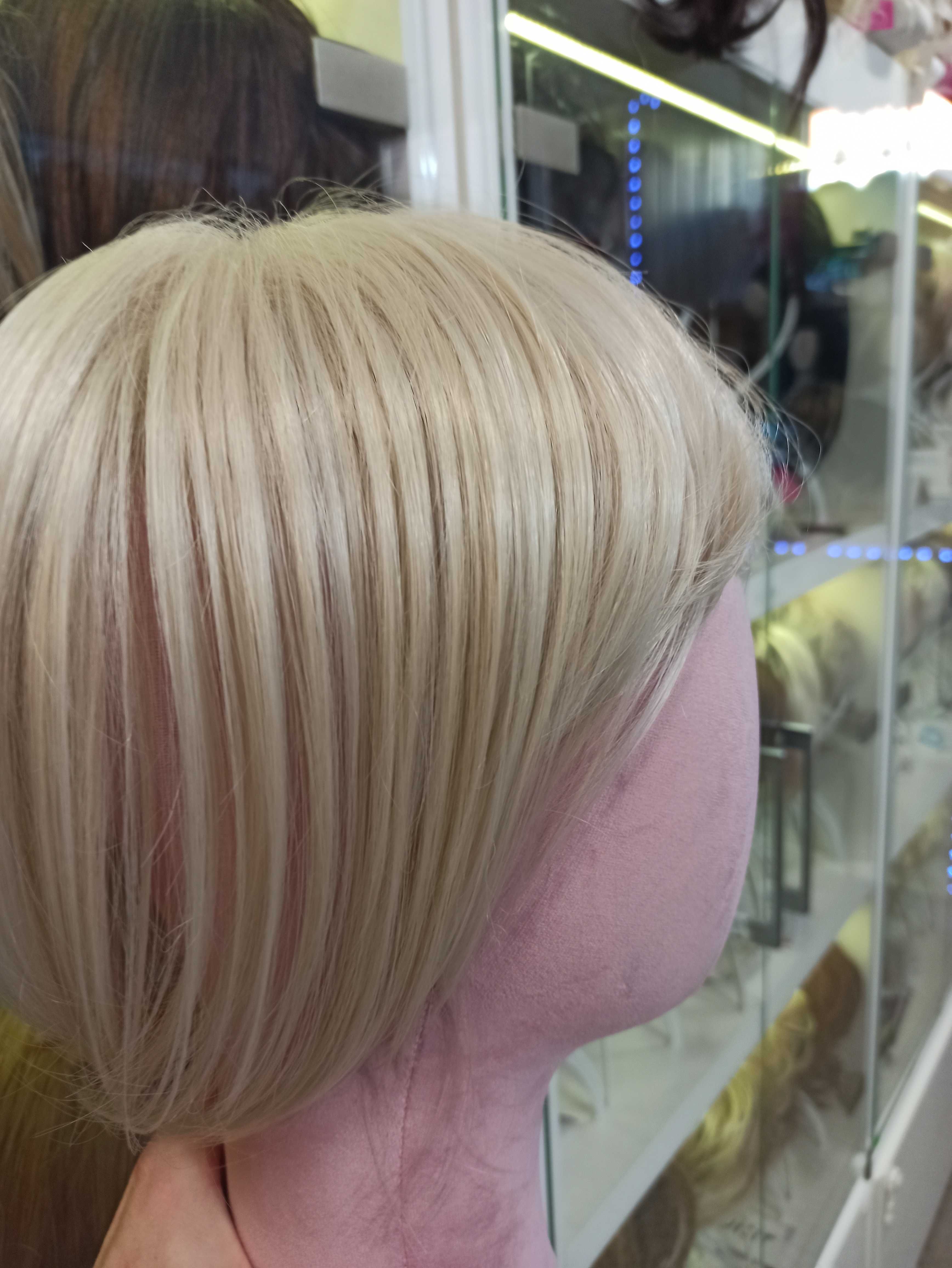 Tupet damski, topper , dopinka w kolorze jasny blond 30cm z grzywką