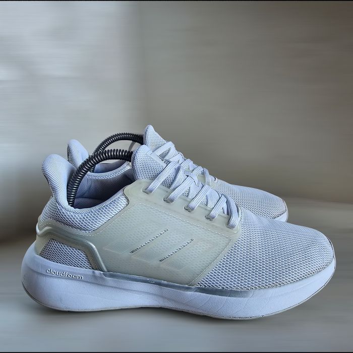 Женские Кроссовки "Adidas EQ 19 Runners" 2022г.