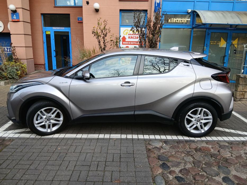 TOYOTA C-HR hibrid 2020