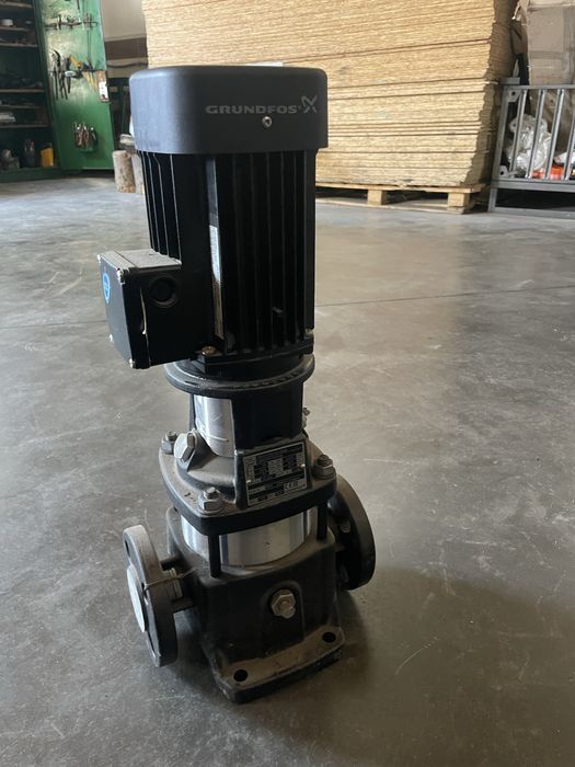 Відцентровий Вертикальний Циркуляційний насос НОВИЙ GRUNDFOS CR3-5