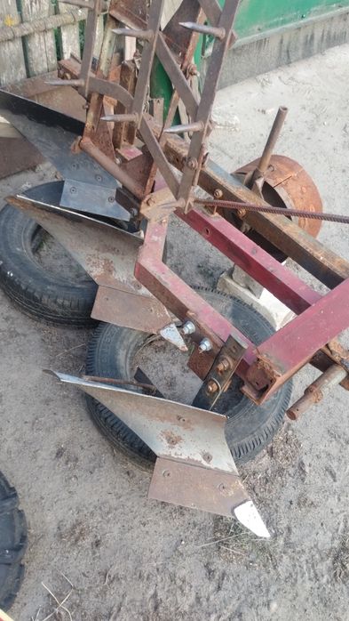 Продам плуг 3/18