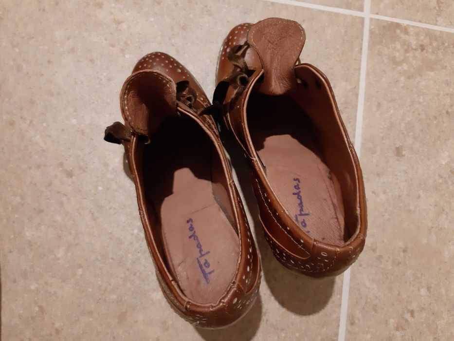 Sapato de salto alto "Tapadas"