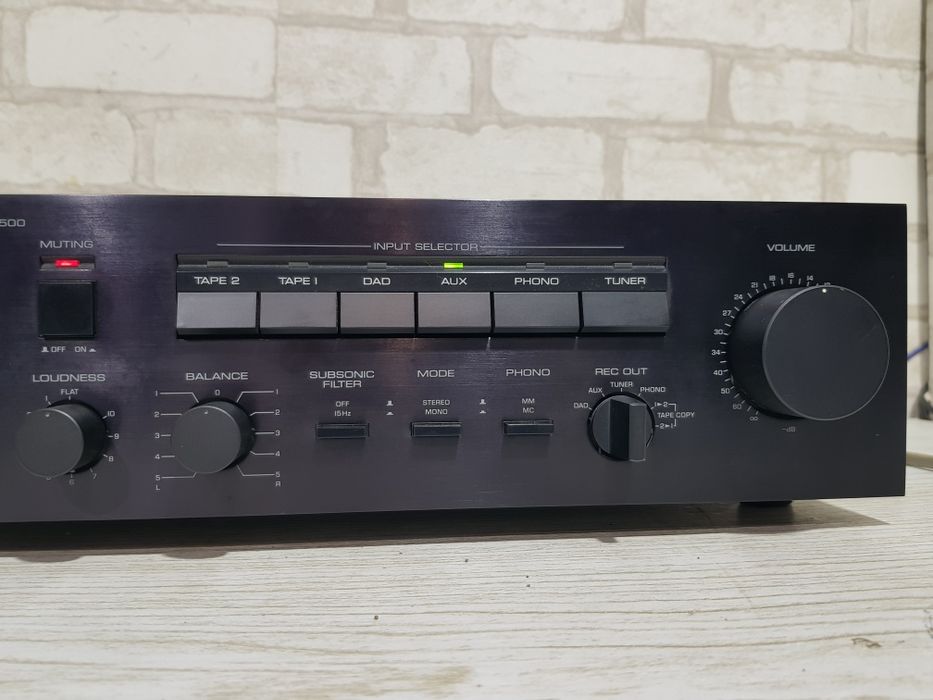 Стерео підсилювач YAMAHA A-500,*2x100 Вт, б/у з Німеччини