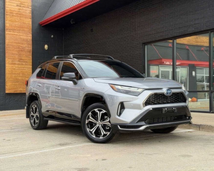 Toyota RAV4 Prime XSE      2024