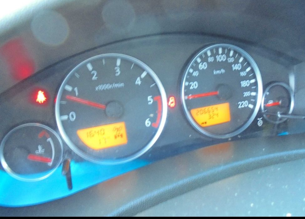 Nissan navara 2.5 TDI ДЛЯ ЗСУ