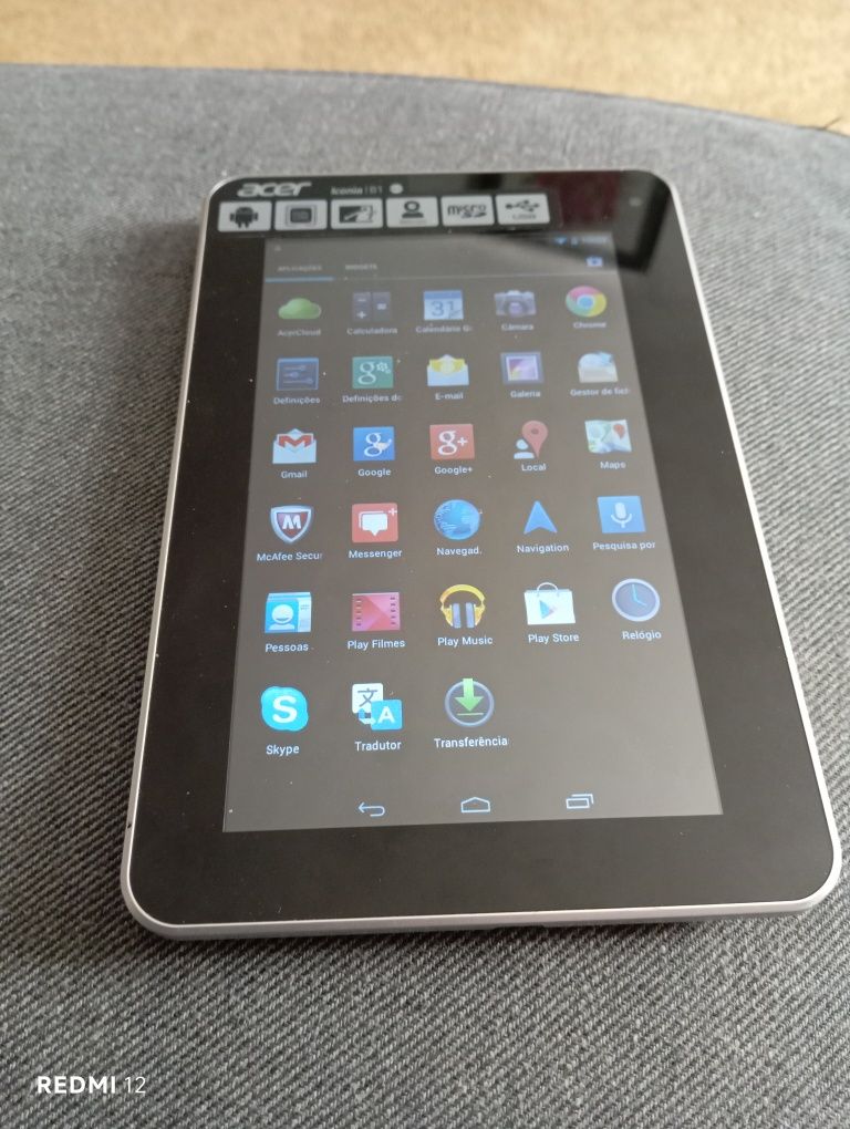Vendo dois tablets