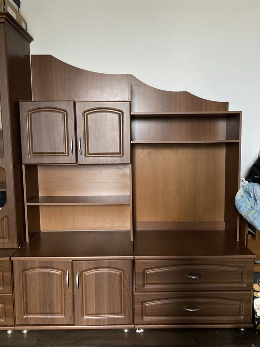 Мебель стенка/шкаф + комод