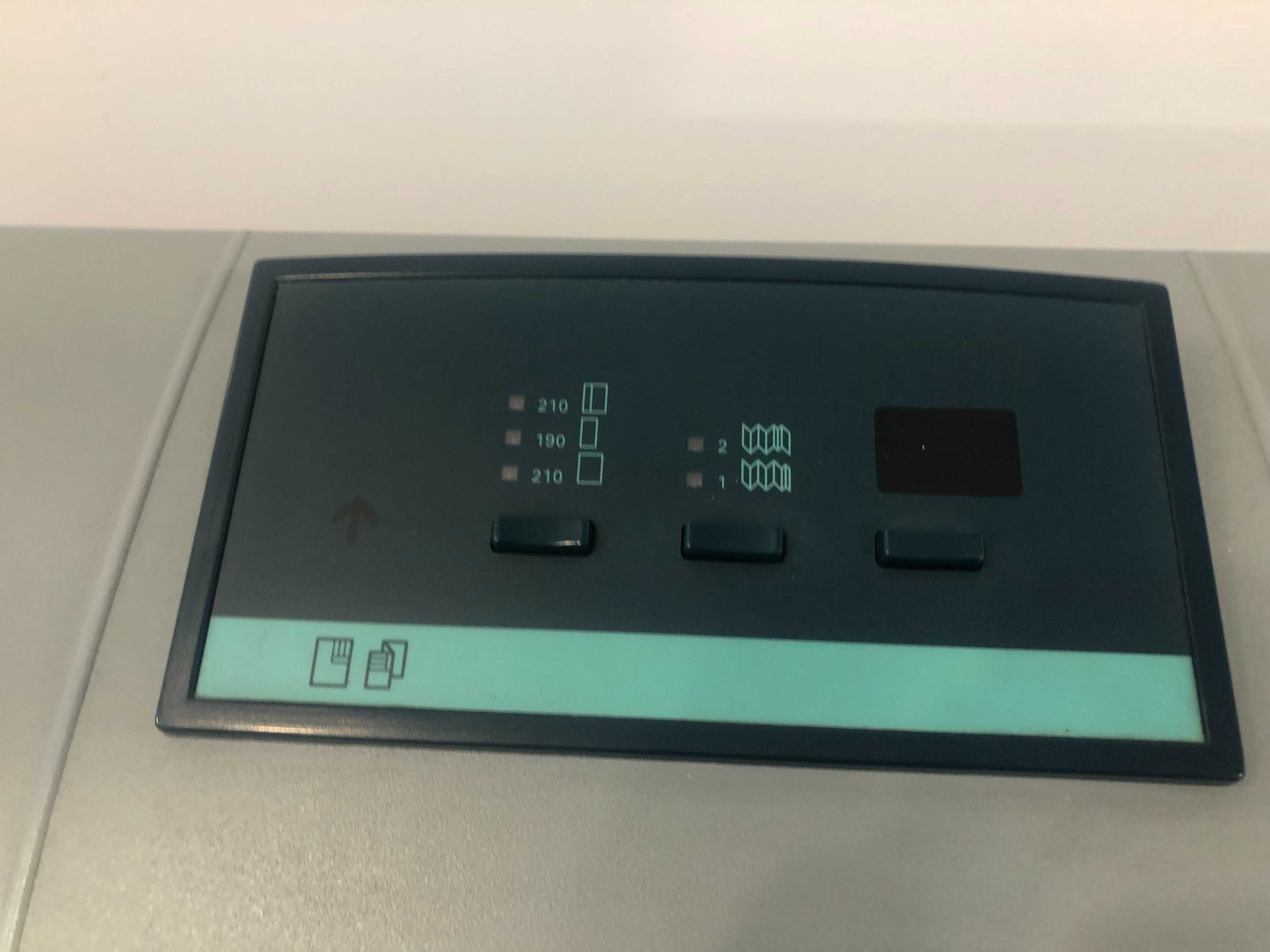 OCÉ 940 máquina de dobrar grandes formatos