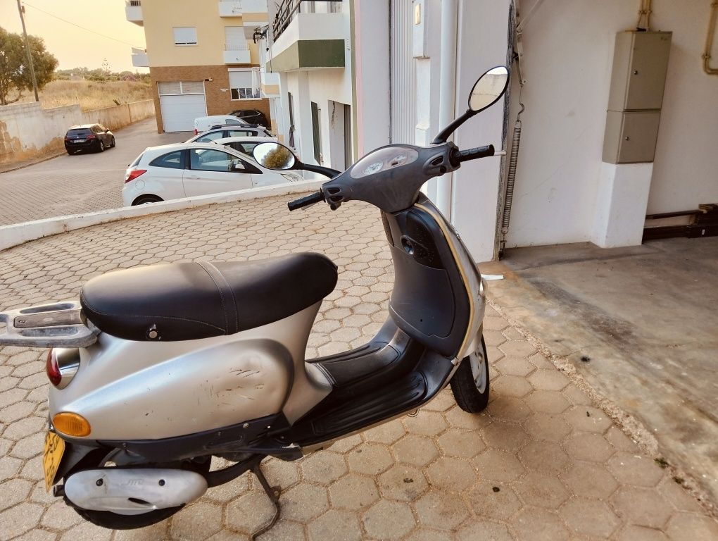 Vespa Piaggo ET2 50cc