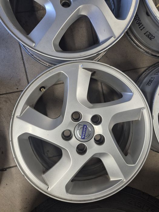 Felgi aluminiowe Volvo/Ford 5x108 6,5Jx16 et52,5