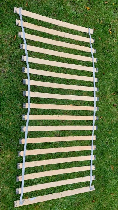 Stelaż 90x200 do łóżka drewniany Ikea LUROY