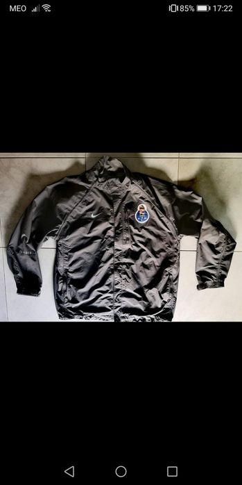 Vários equipamentos do F. C. PORTO