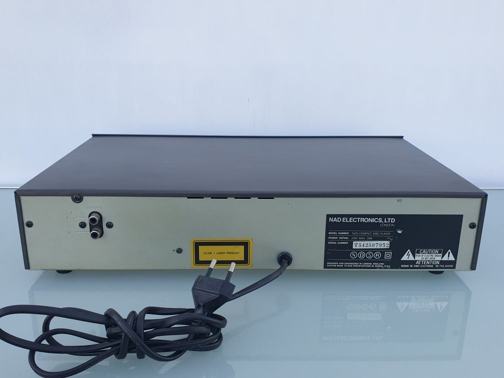 Markowy Odtwarzacz CD NAD 5425 vintage
