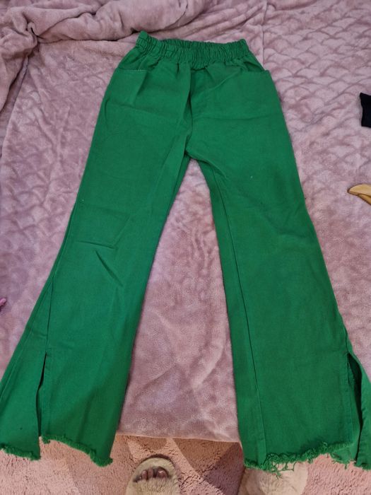 Vendo calcas tamanho 10 anos