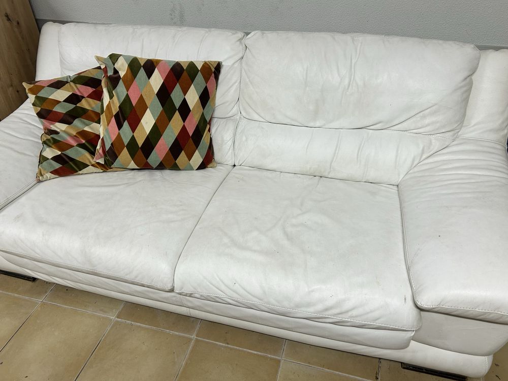 Sofá de pele branco chateau d'ax