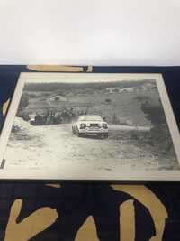 Quadro com foto do ralli de portugal