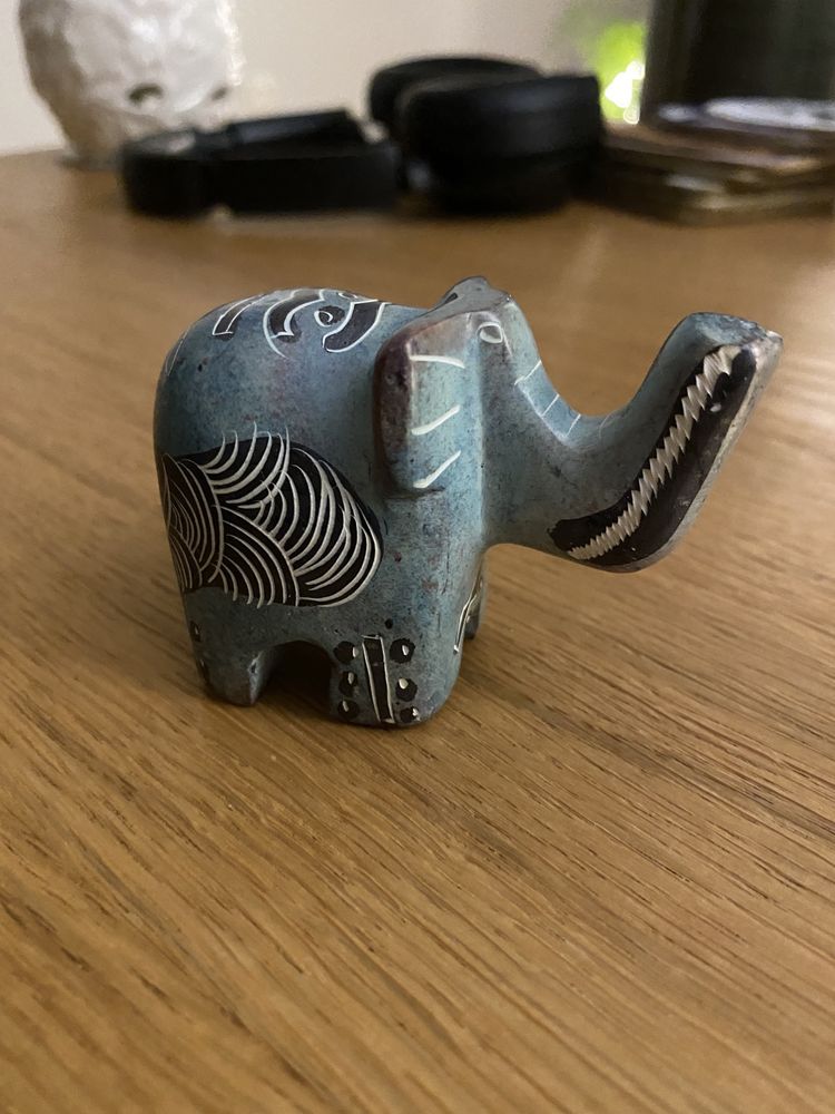 Słoń z kamienia unikat z RPA