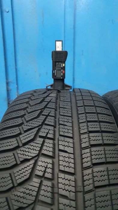 4 x 215/40 R17 Sprzedam opony zimowe Hankook ! Rok 2020
