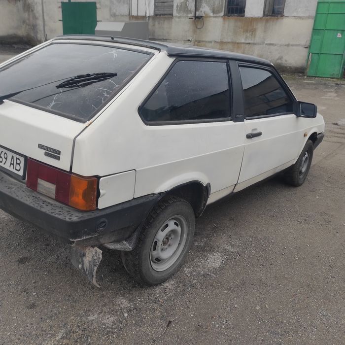 ВАЗ 2108.           .
