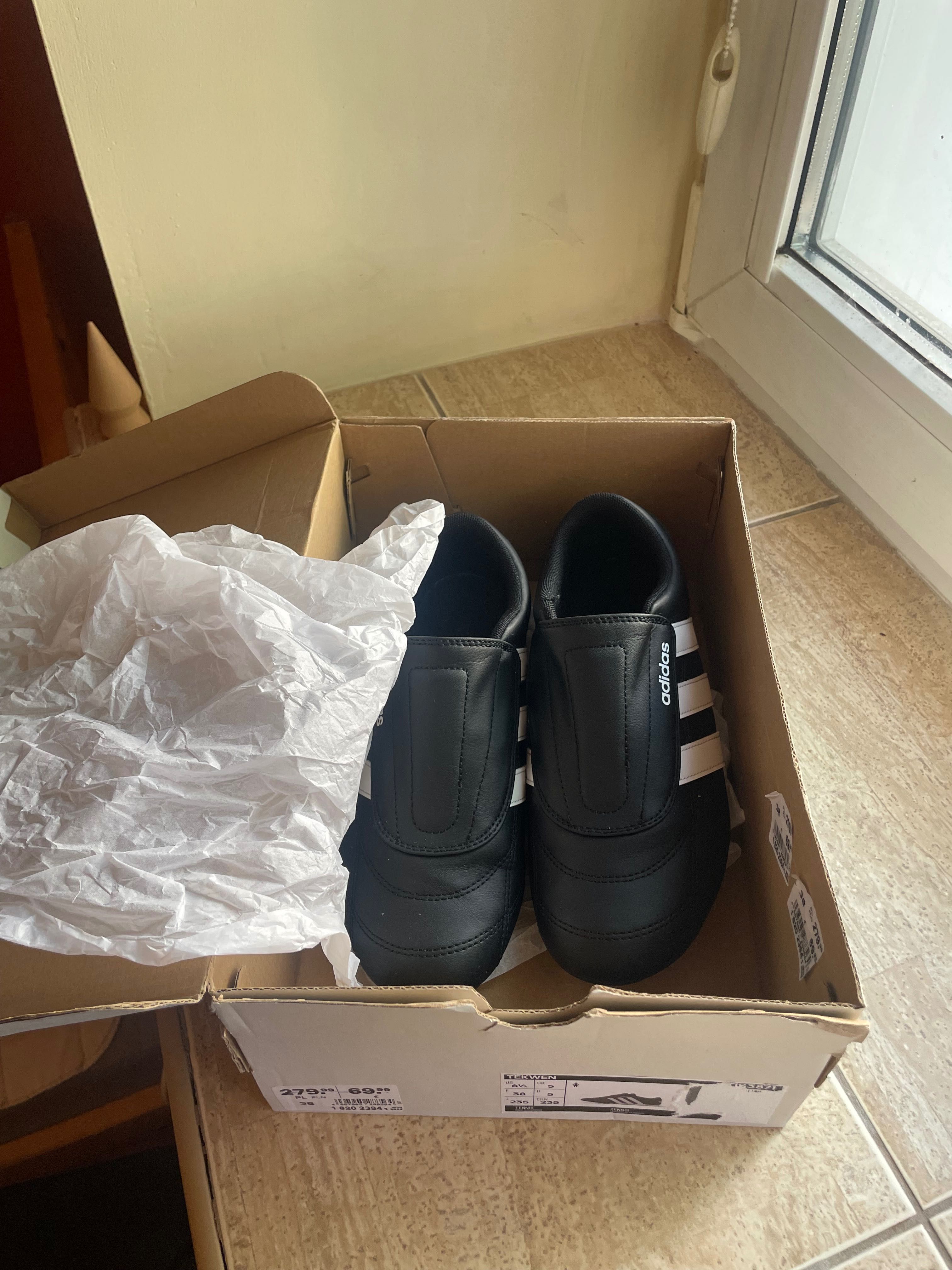 Buty Adidas Tekwen