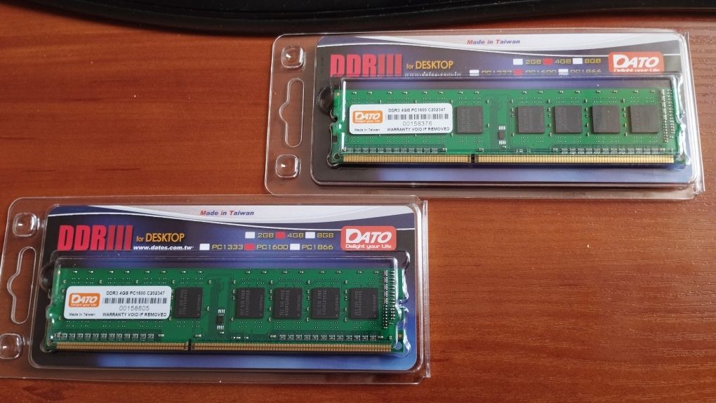 Оперативна пам'ять DATO DDR3 4Gb 1600mhz