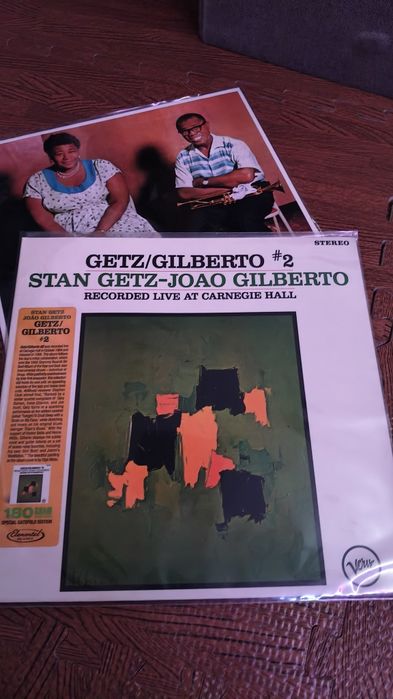 Stan Getz/João Gilberto 
Ella and Louis 
Ella um Berlin

Novos

Ediçõe