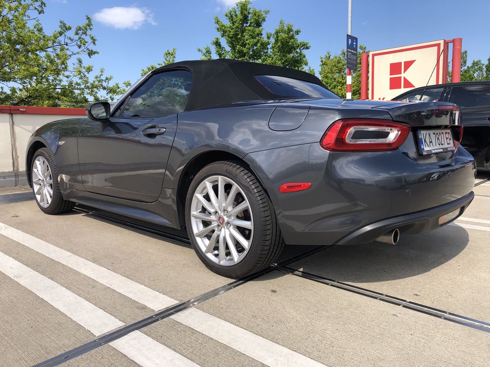 Fiat Spider 124 Lusso