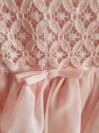 sukienka 122 elegancka  delikatny roz