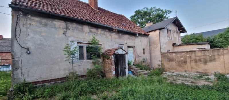 Dom do remontu z działką.