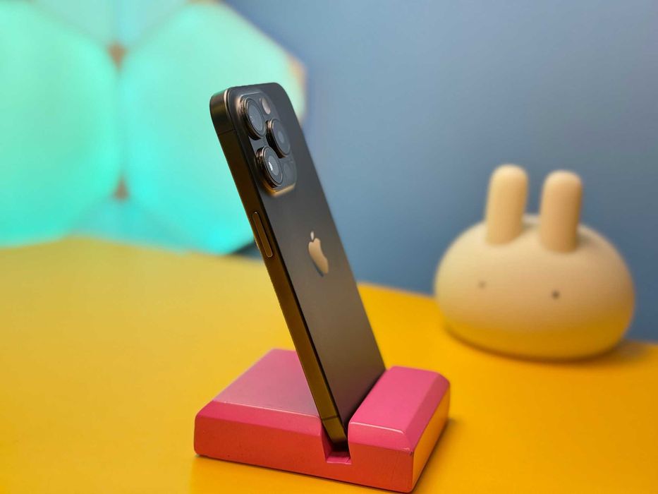 Смартфон Apple iPhone 15 Pro 256GB Black (150661) Б/У З ГАРАНТІЄЮ