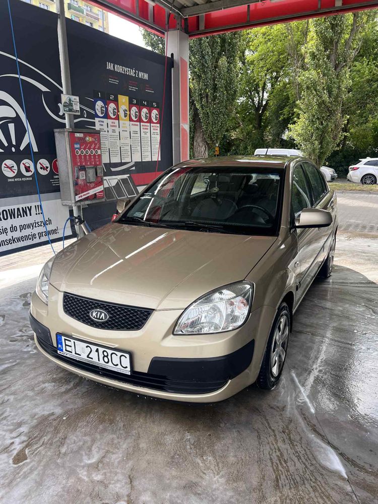 Kia Rio II 1,5 CRDi sedan bardzo dobry stan, tylko 180 tys przebiegu!
