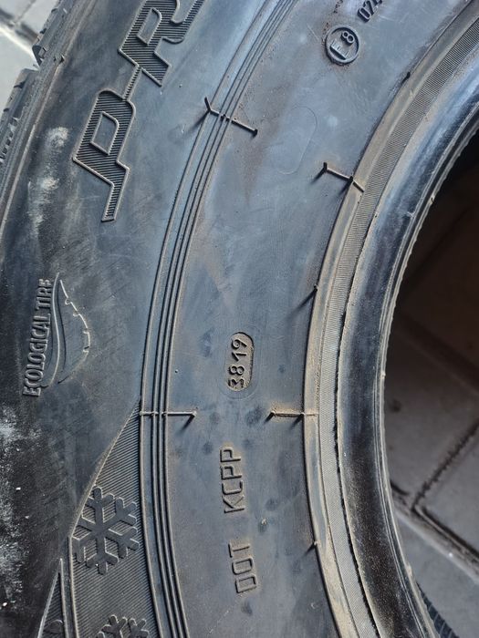 Шини нові 235/75/15