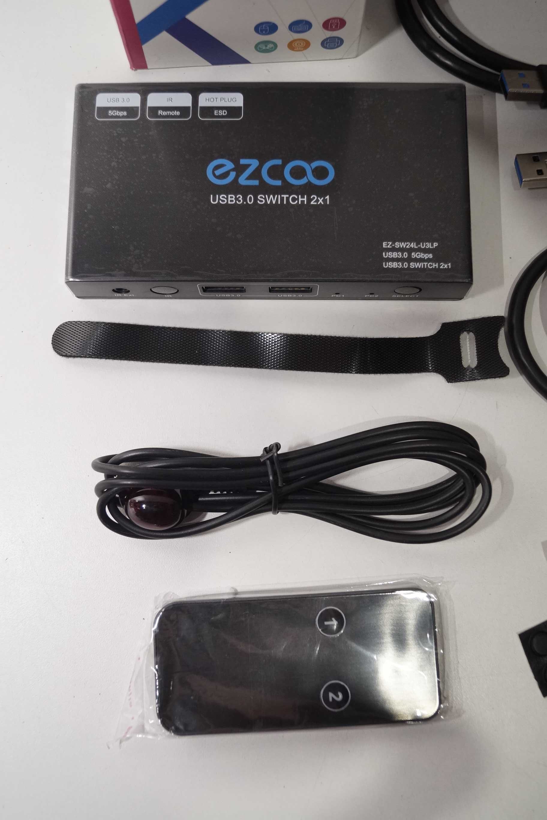 Switch USB 3.0 wyjścia 2w4 pilot zdalnego sterowania przełącznik KVM