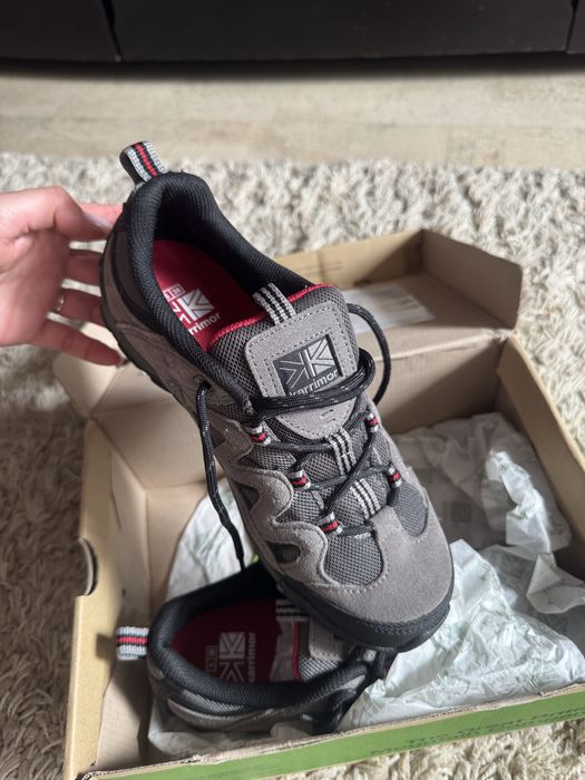 Трекінгові кросівки, нові