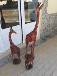 Conjunto 3 Girafas decorativas em madeira