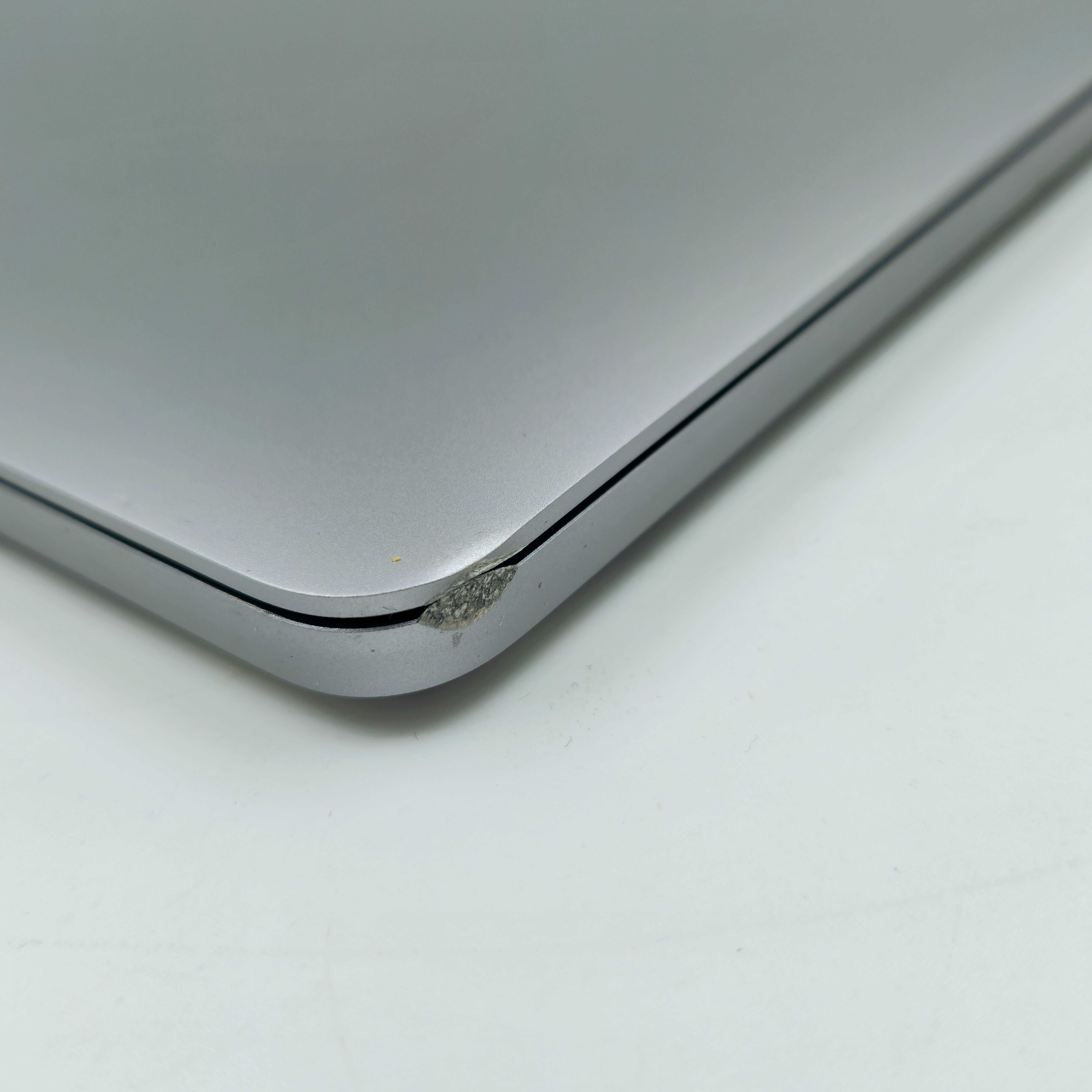 Apple MacBook Pro 13 A2338 {2022} (13.3"Retina/M2/8GB DDR5/256GB)
