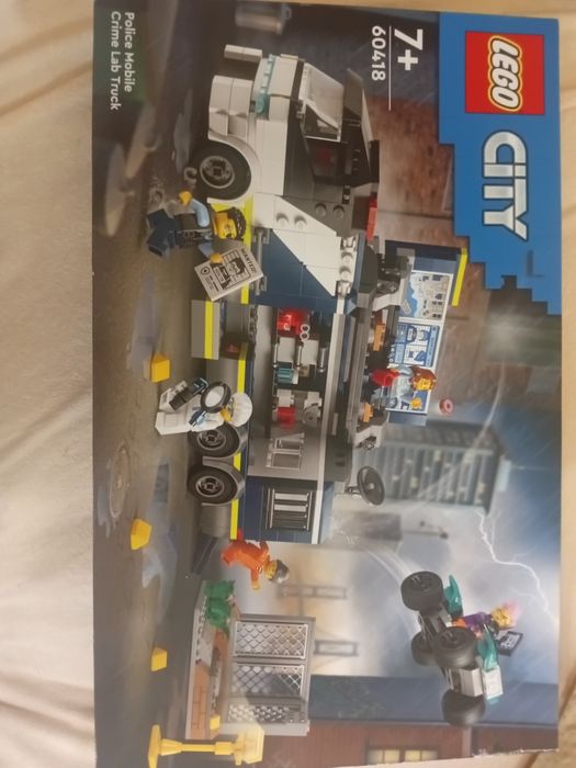 Lego CITY 7+ police Mobile Crime Lab Truck