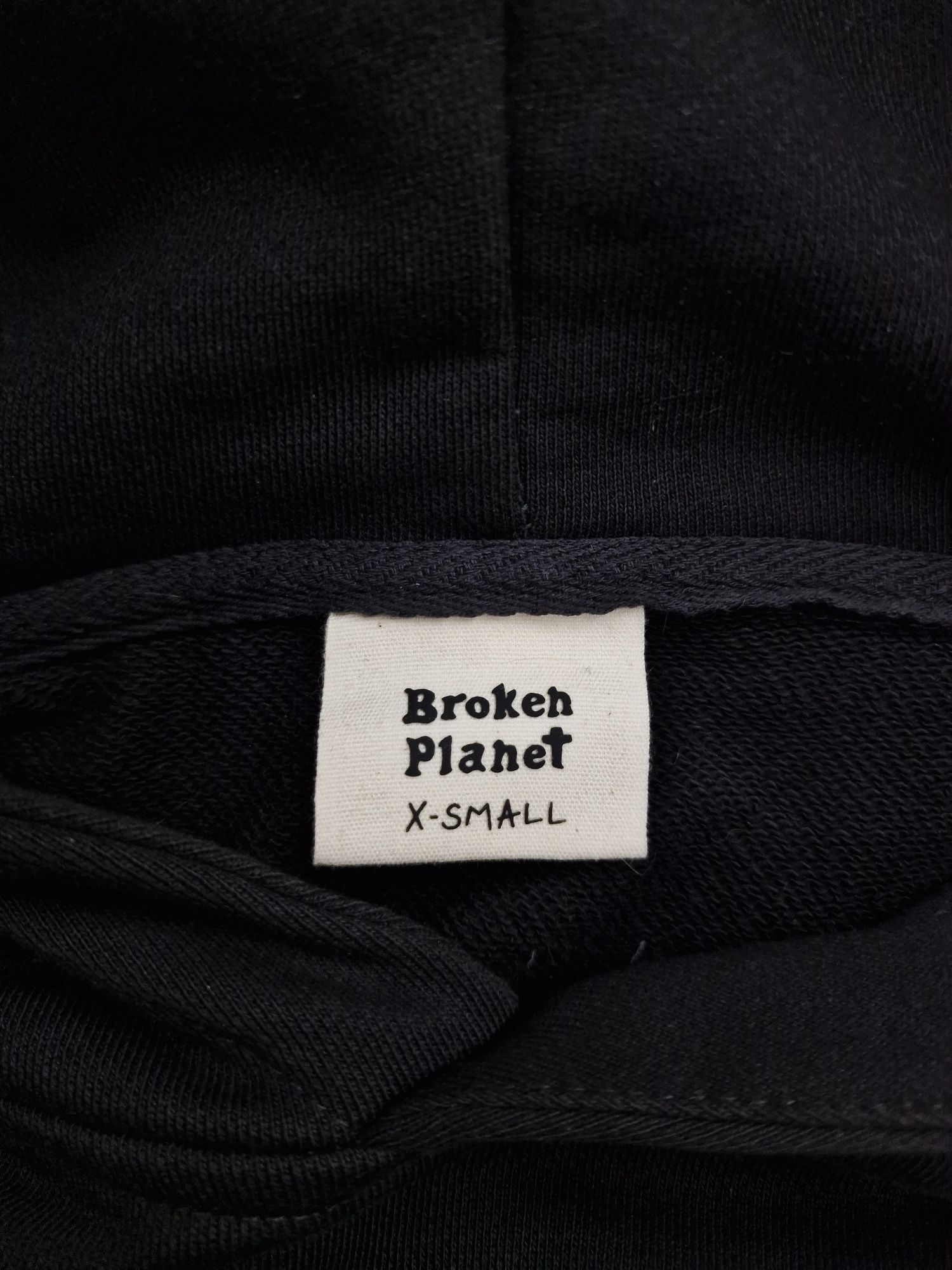 Bluza Broken Planet Out Of The Shadows