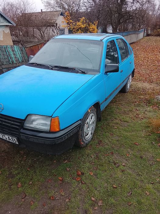 Продам Опель кадет