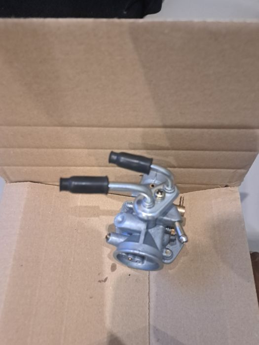 Gaźnik nowy do yamaha slider,Mbk, booster Aprilia.