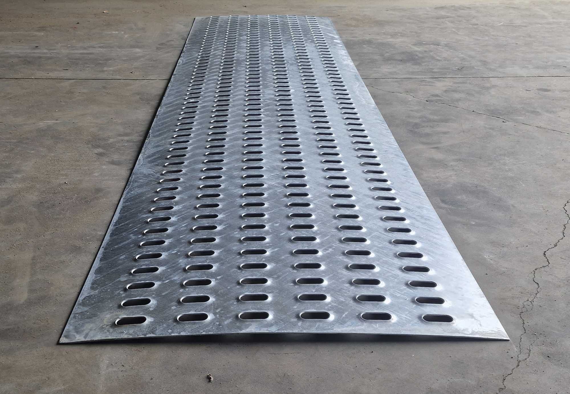 Blacha Lohr stal czarna 87x300 cm PRODUCENT Najazd Laweta Platforma