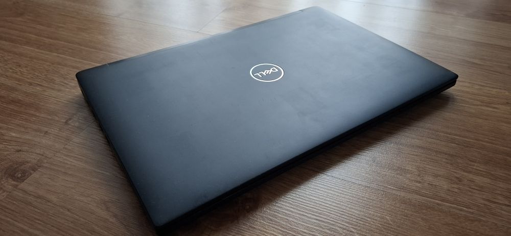 Dell Latitude 7490